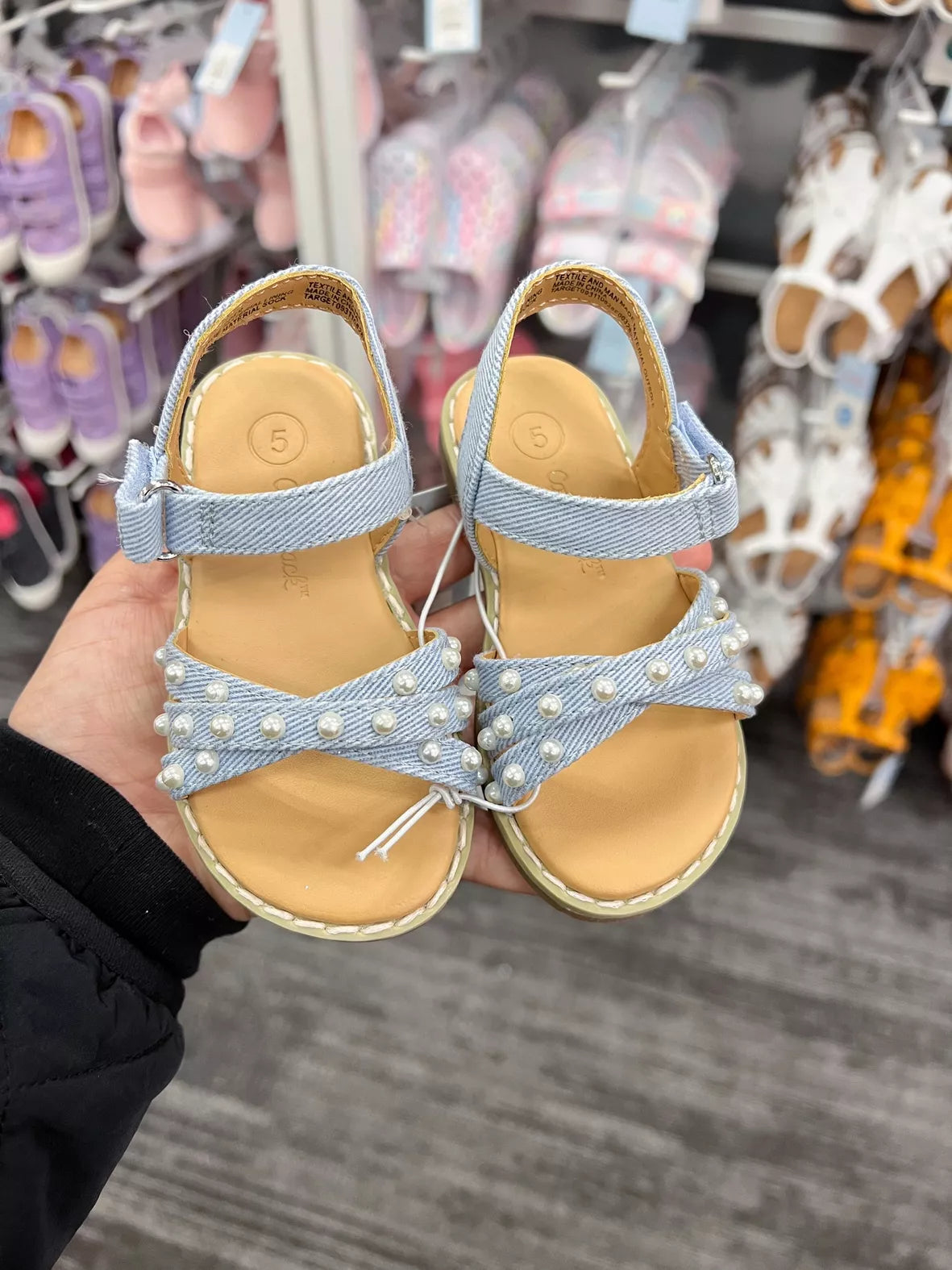 Cat & Jack Toddler Jen Pearl Strap Sandals in a Stonewashed denim color Size 6