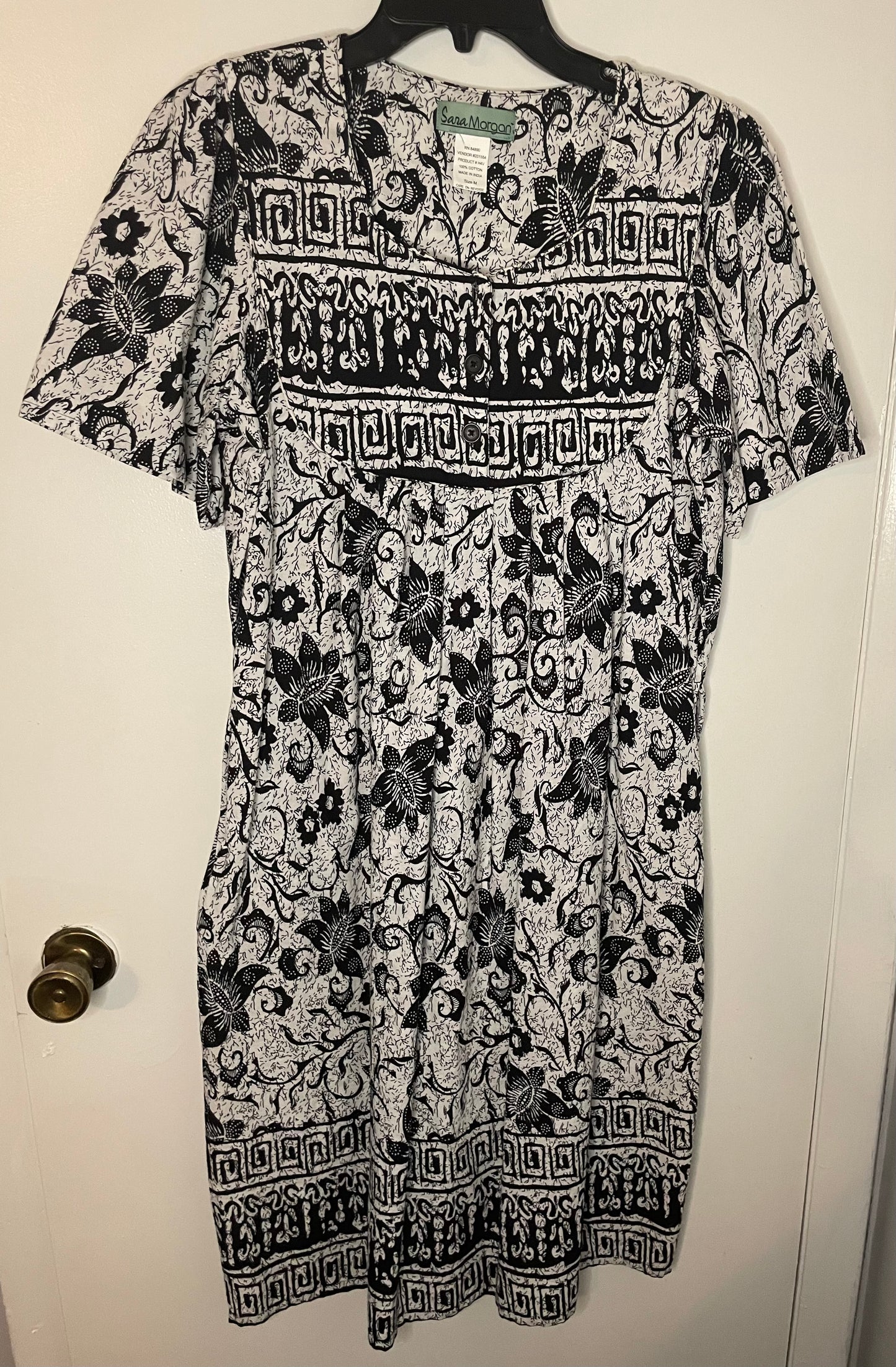 Sara Morgan Black Maxi Dress ~ Women’s Size Medium 8/10~Great Condition