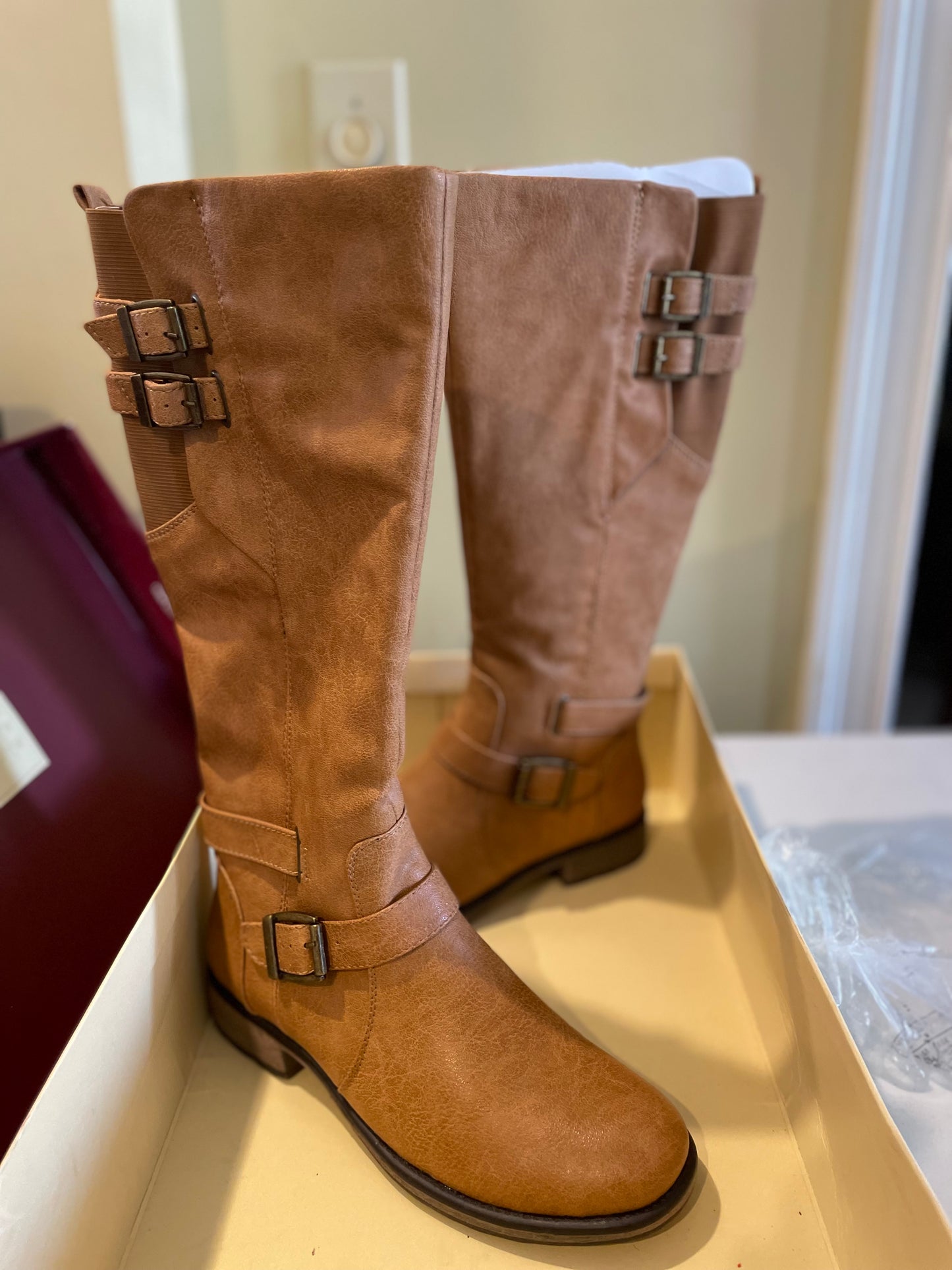 Soft Alanna Barley Boots ~New to Tag~Size 10