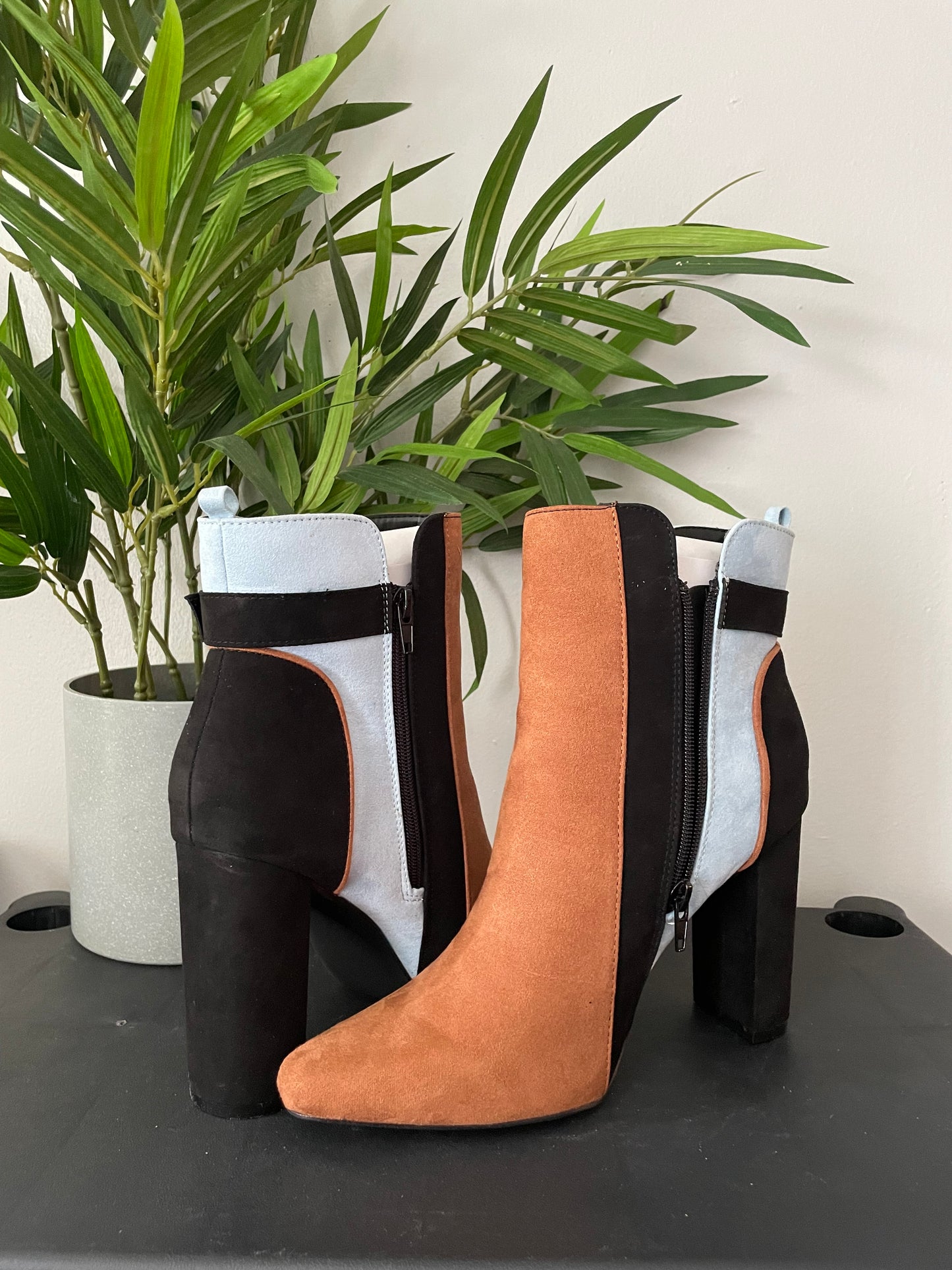 Linette Color Block Ankle Bootie Brown Multi Color Size 9.5~Great Condition