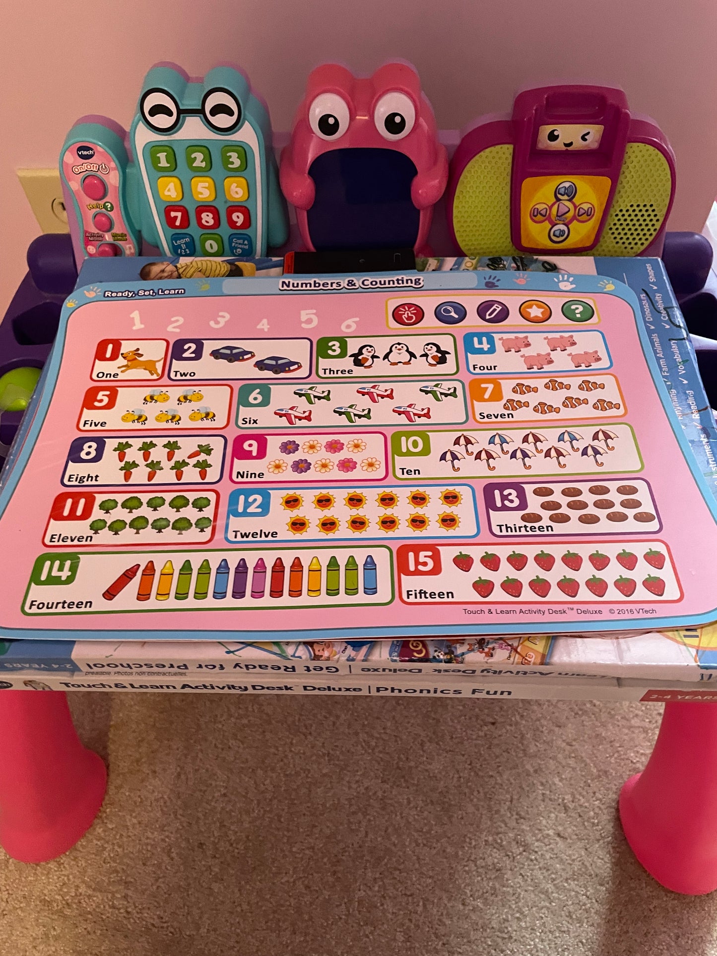 VTech Touch and Learn Activity Desk Deluxe (Pink)
