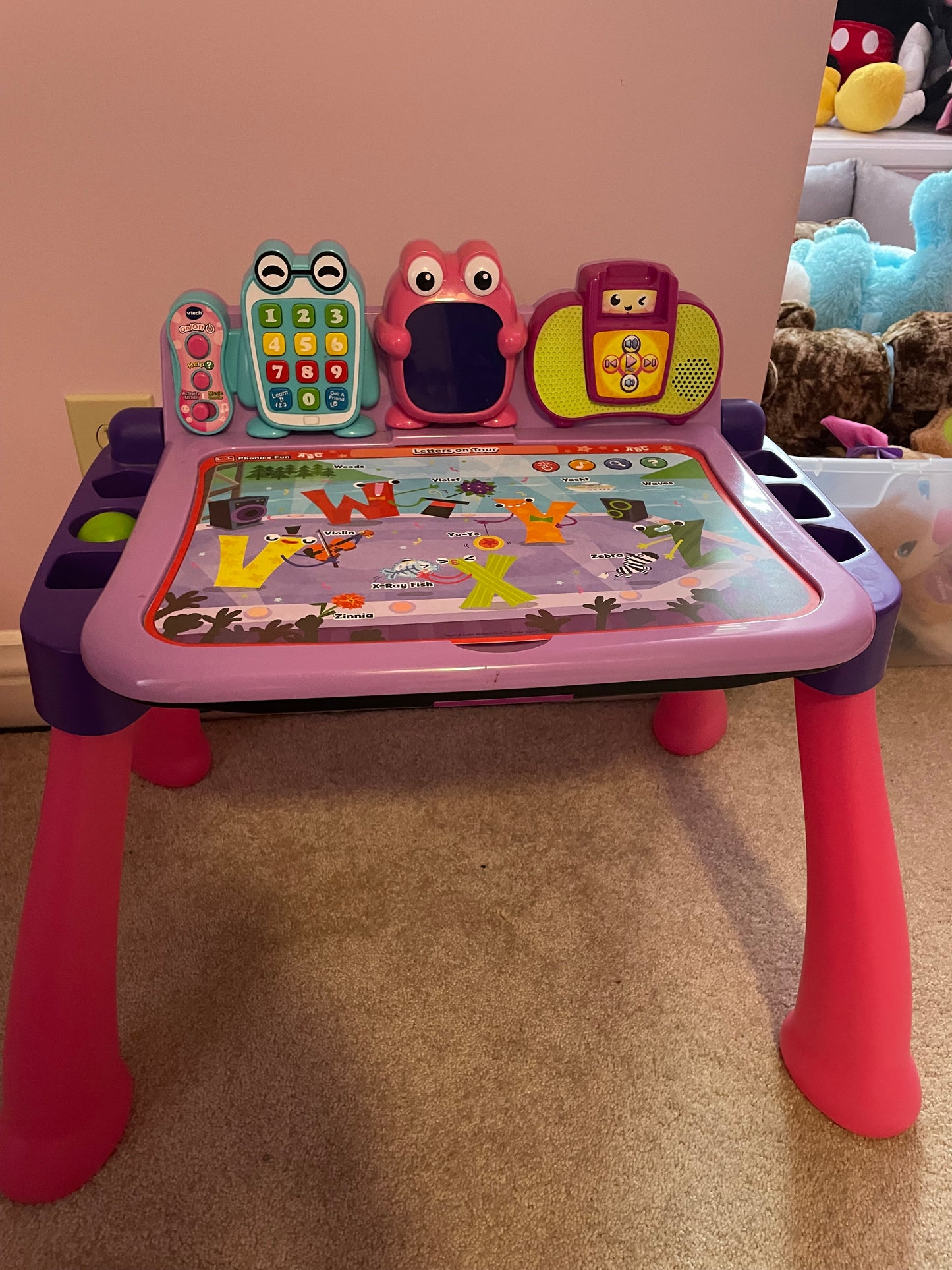 VTech Touch and Learn Activity Desk Deluxe (Pink)