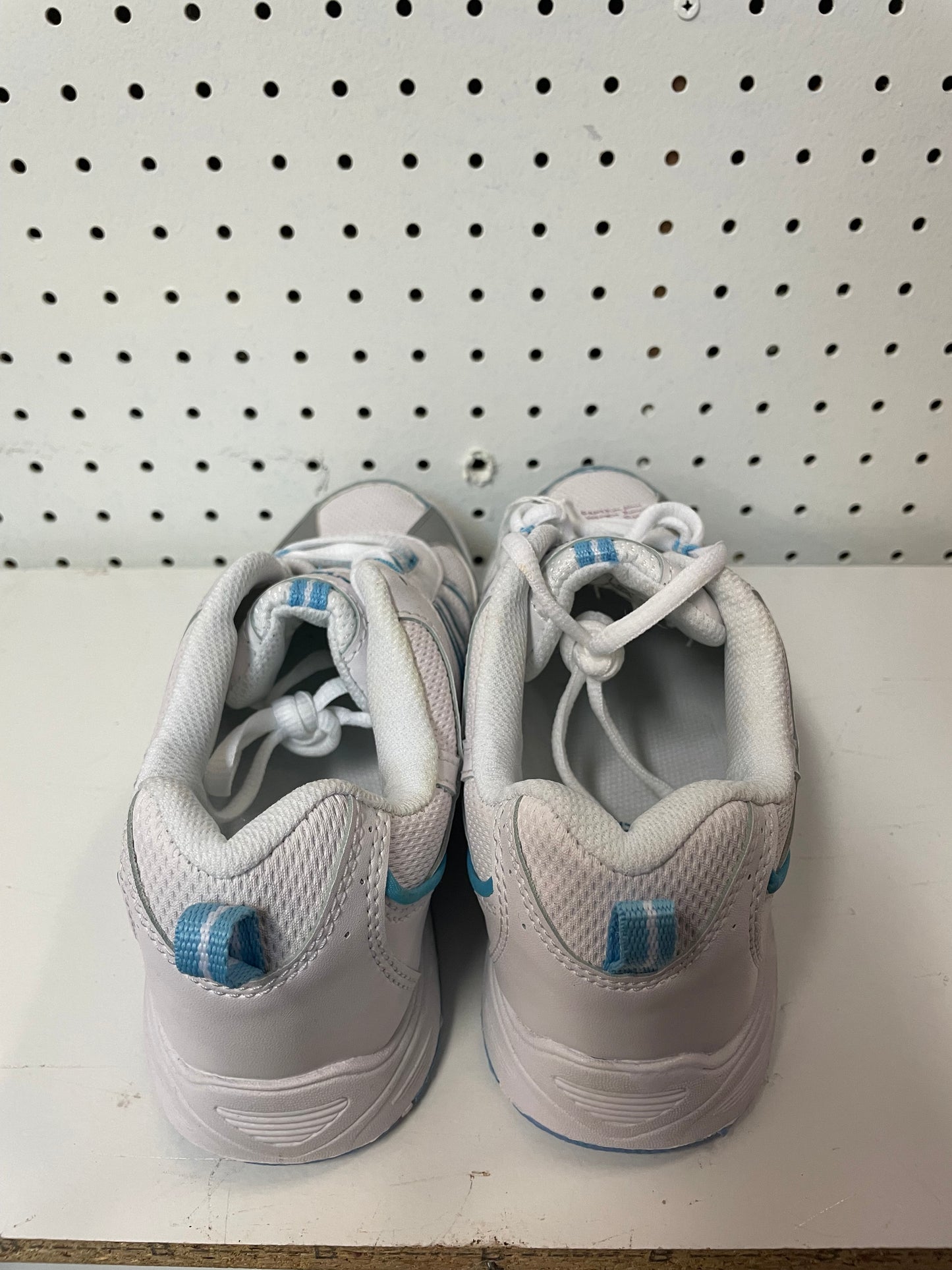DANSKIN Now White Blue Running Training Shoes Women's Size 8.5