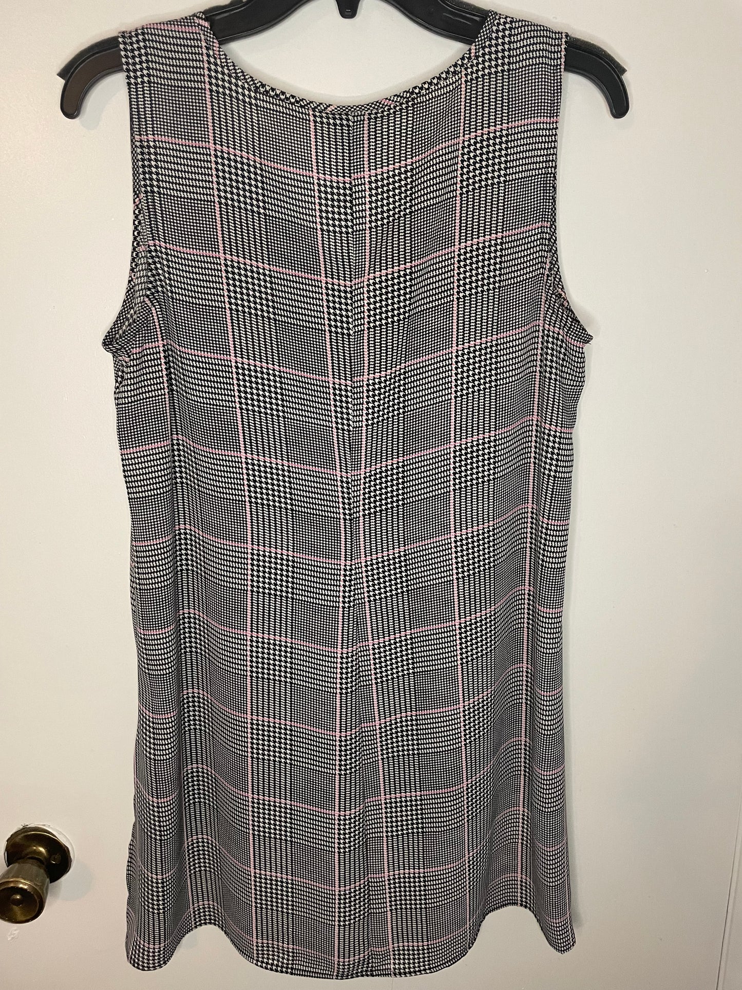 Worthington-black-and-pink-plaid-high-low-tank-top~Women’s Size Medium ~Great Condition