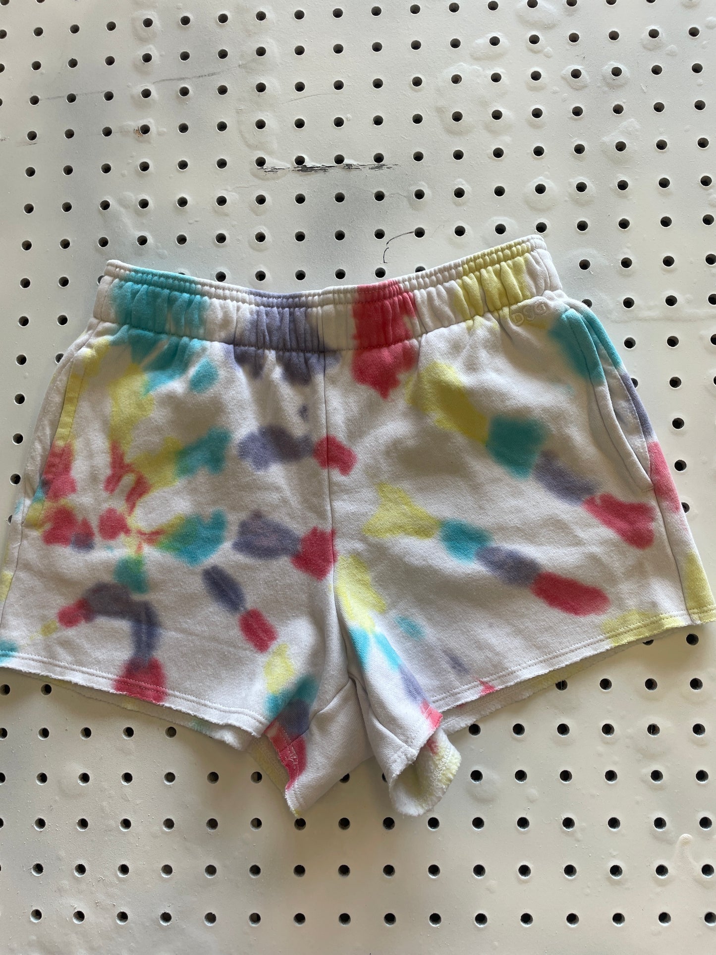 DSG Girls Boyfriend Fleece Shorts | Tie Dye | Medium | Elastic Waistband-Size 8/9
