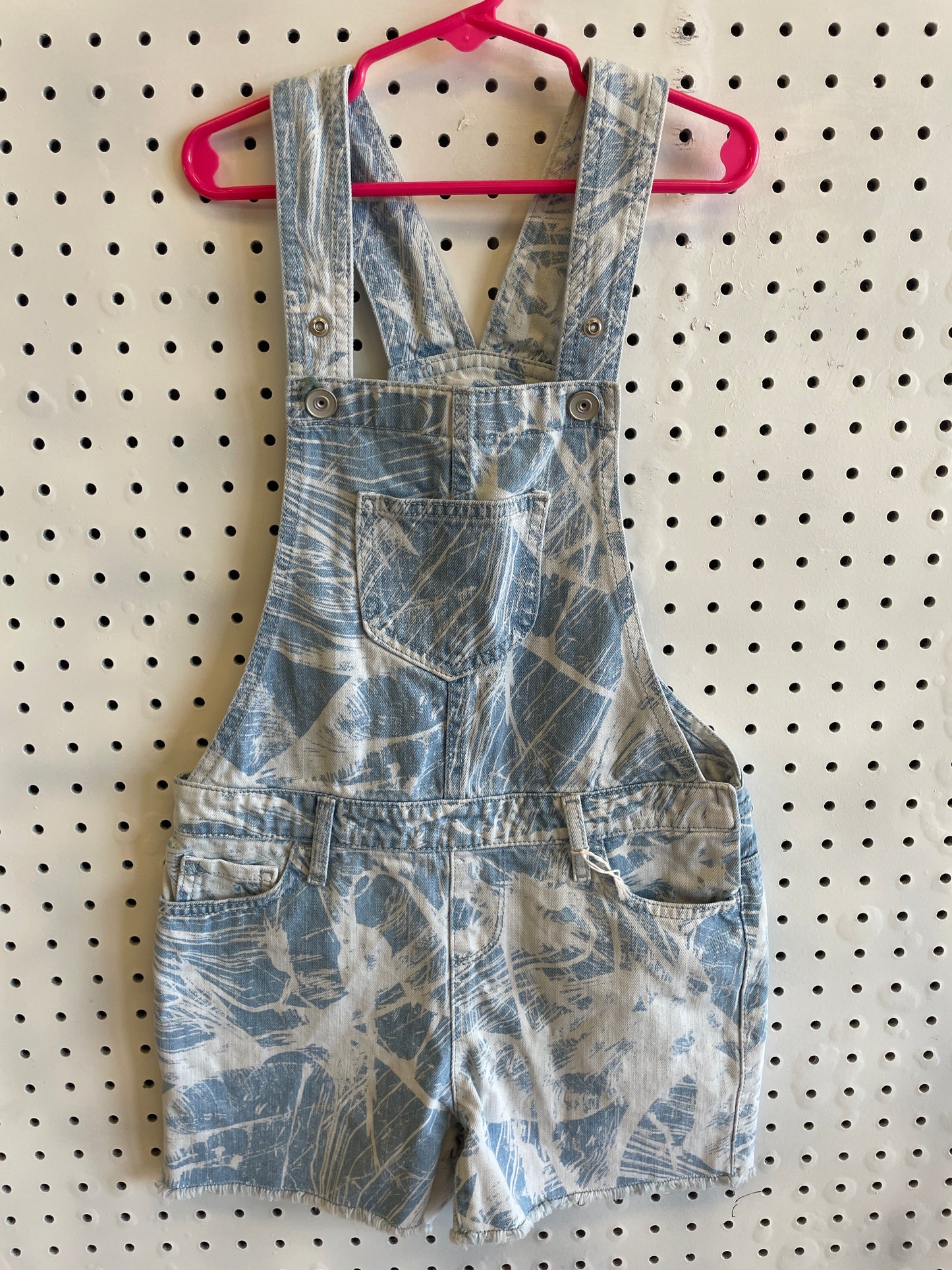 Childrens Place Blue/White Marble Denim Shortalls-Size 8