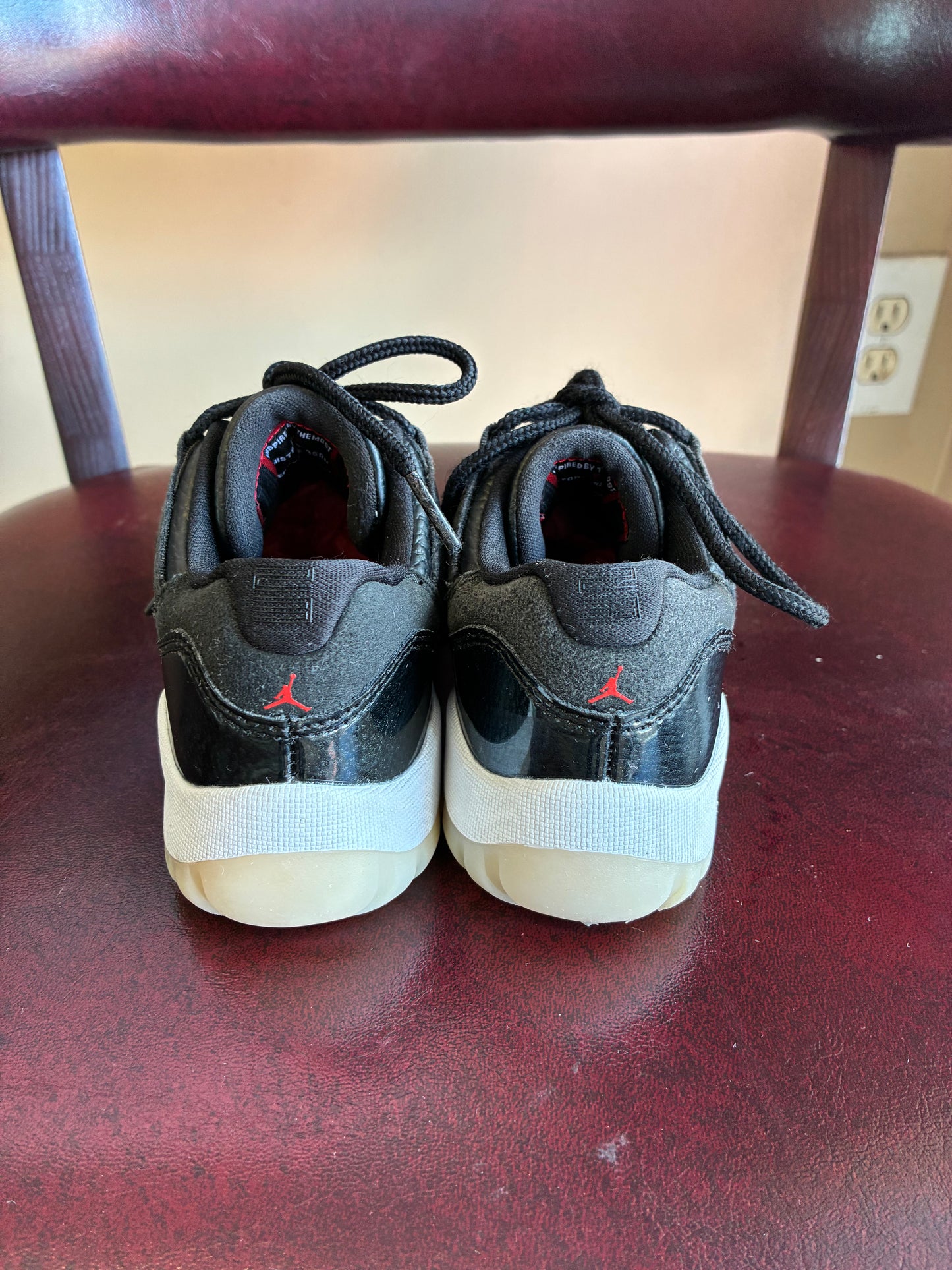 Kids Nike Air Jordan 11 Retro Low PS size 1Y