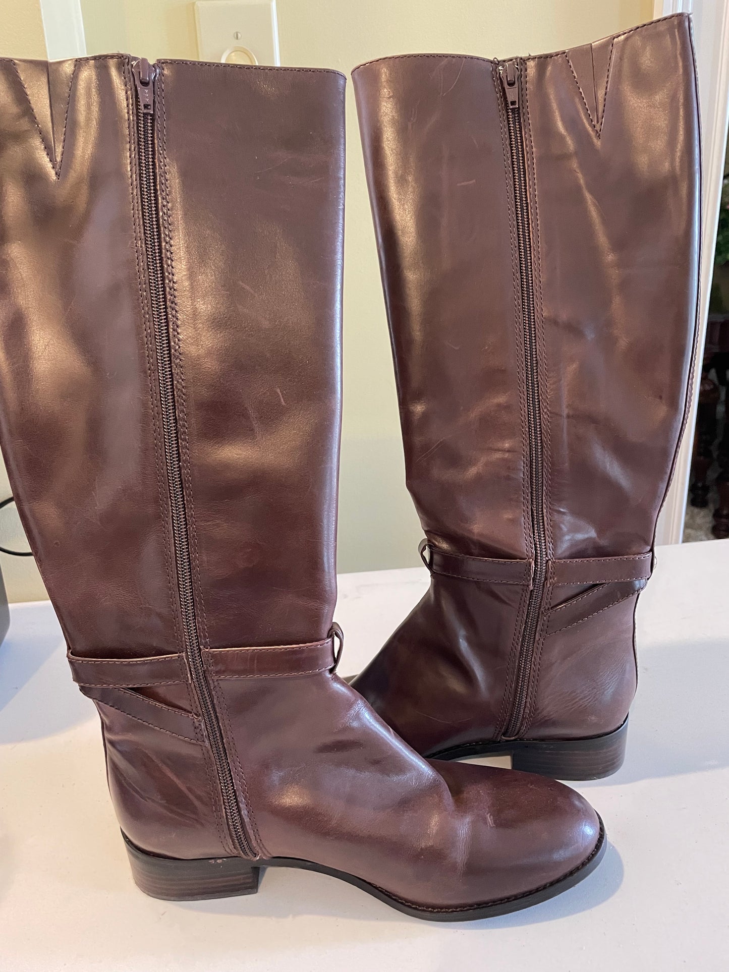Antonio Melani Tall Dark Brown Leather Boots ~Size10M~ Fairly New Condition