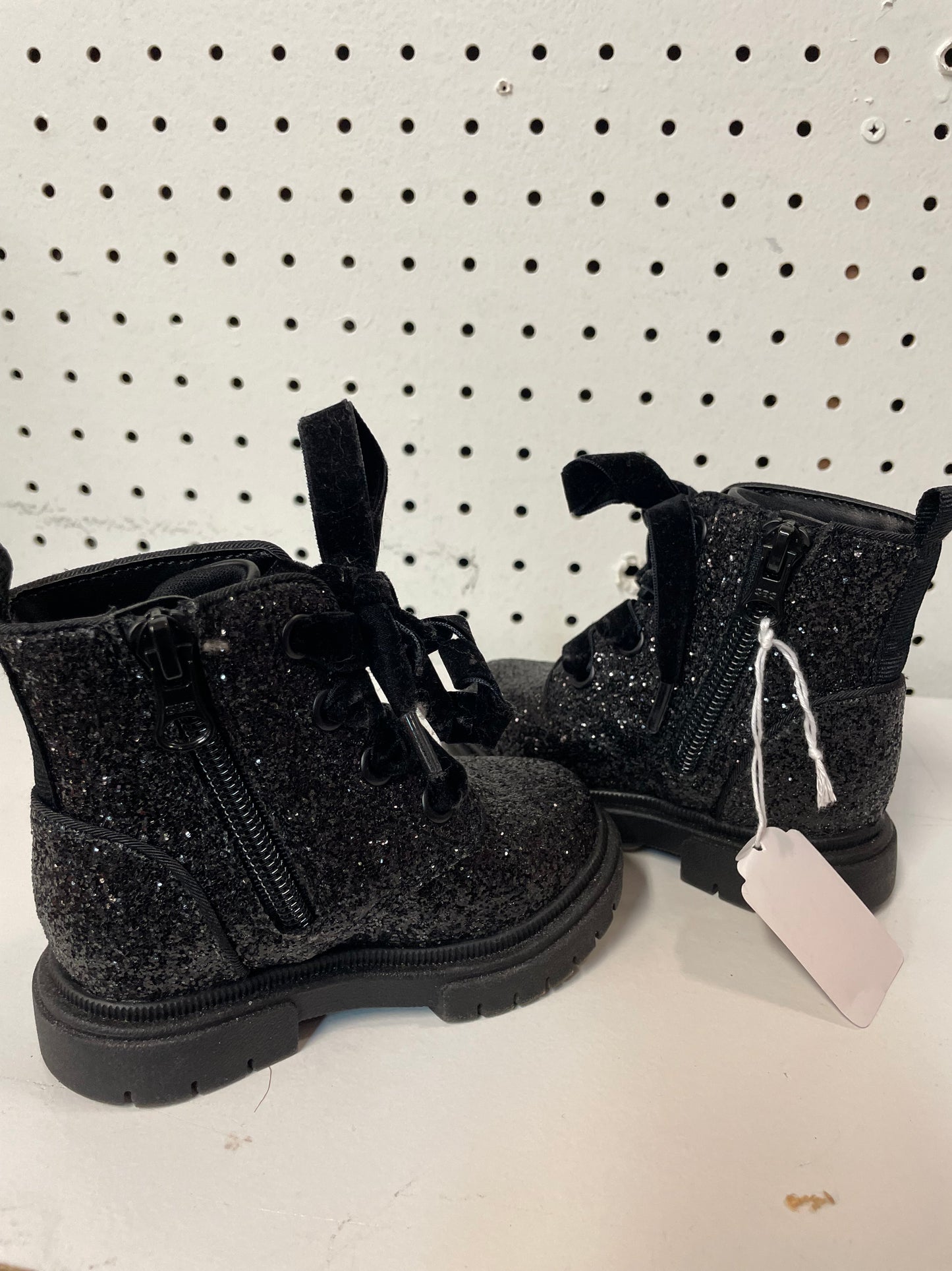 Toddler Khloe Glitter Boots - Cat & Jack 5c