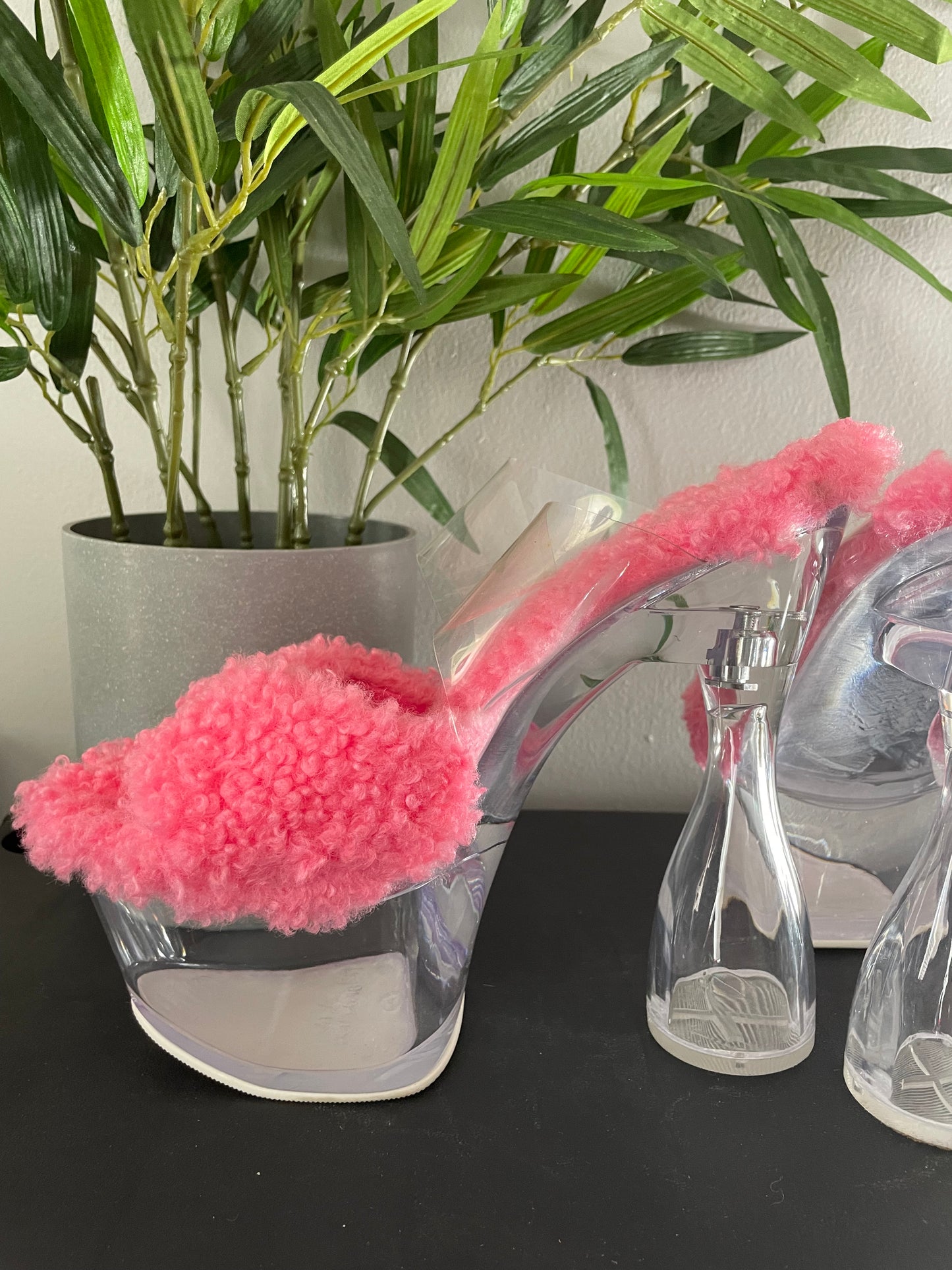 Pink Feeling Playful Platform Heels~Size 11~Great Condition