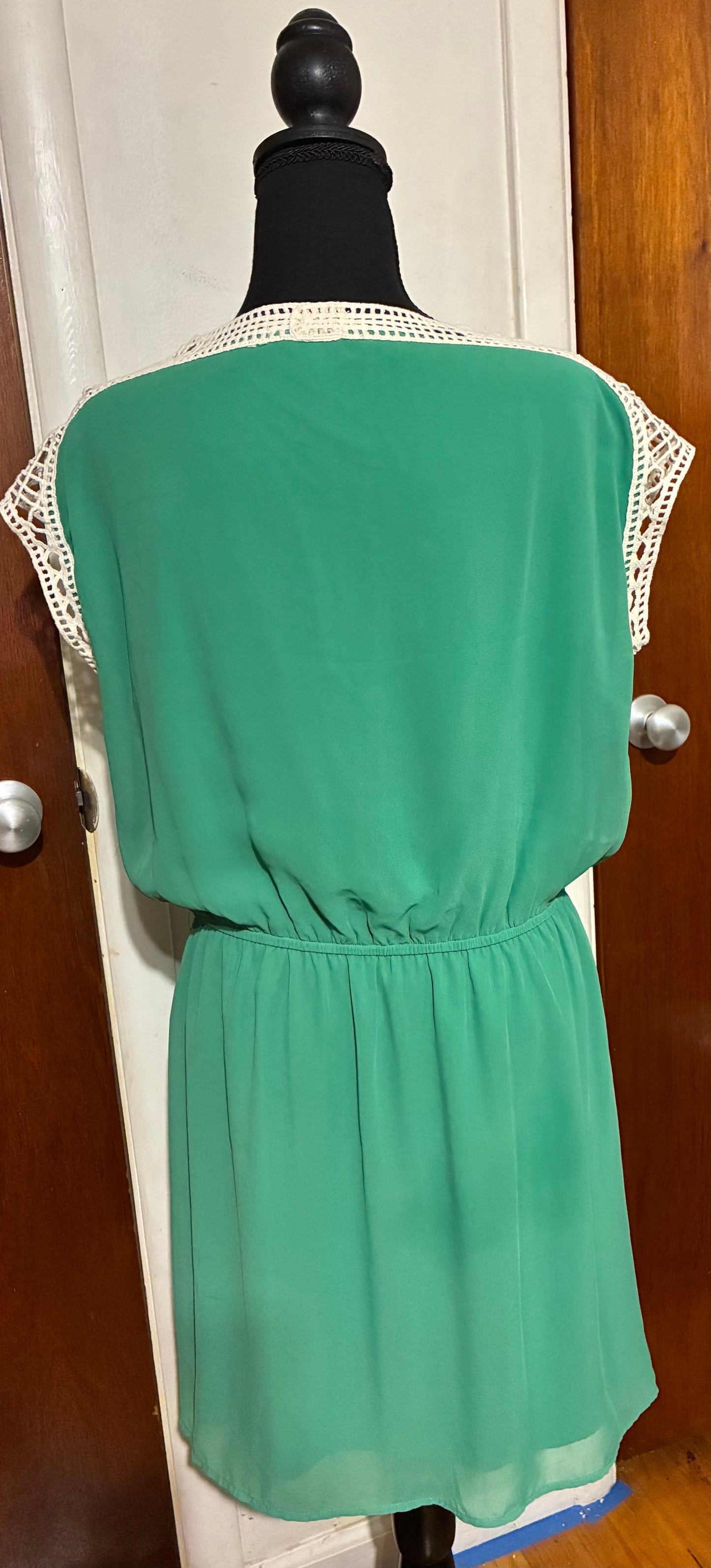 Miami Green Dress with lace cap sleeves Size Medium