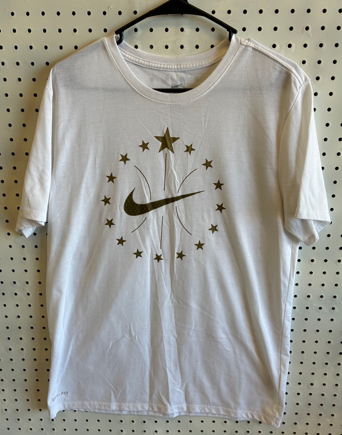 Nike "16 Stars" Dri-fit Men's Size Large Basketball White T-Shirt