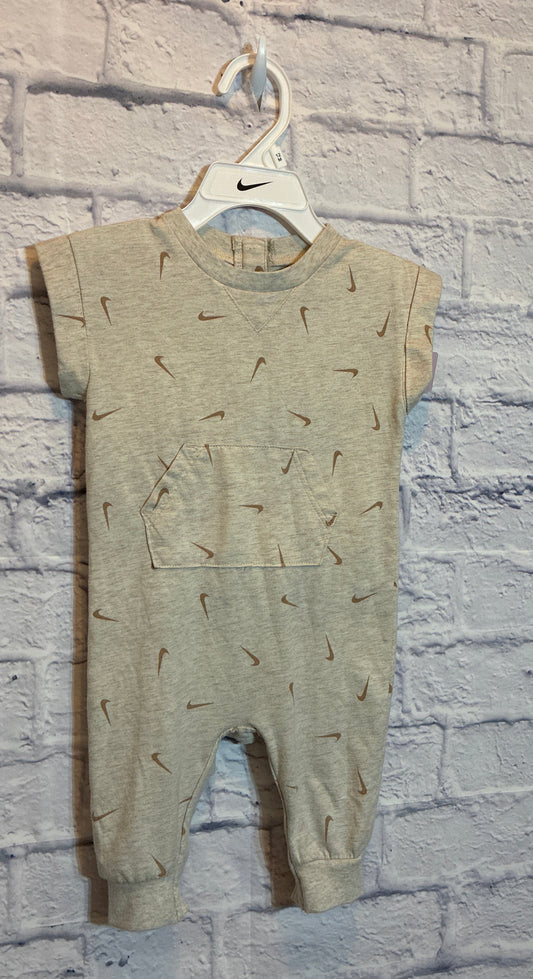 Infant Nike one piece Swooshfetti Print Sleep & Play Size 6 months