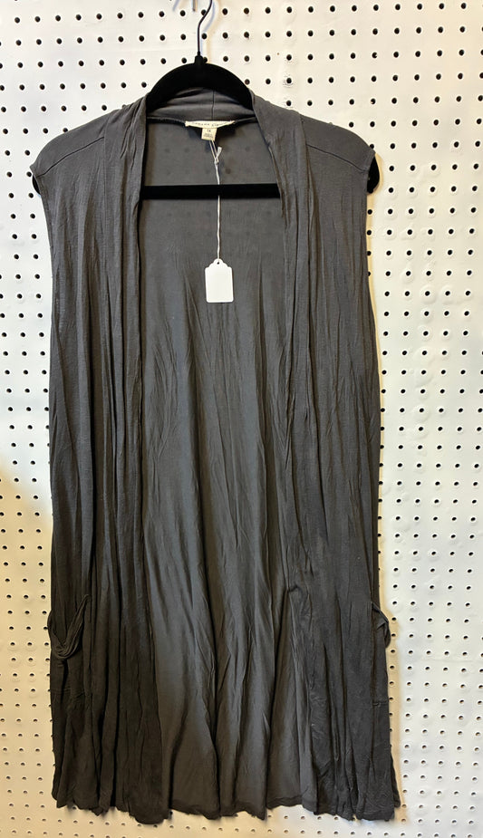 Zenana Signature Sleeveless size 1X feminine light cardigan