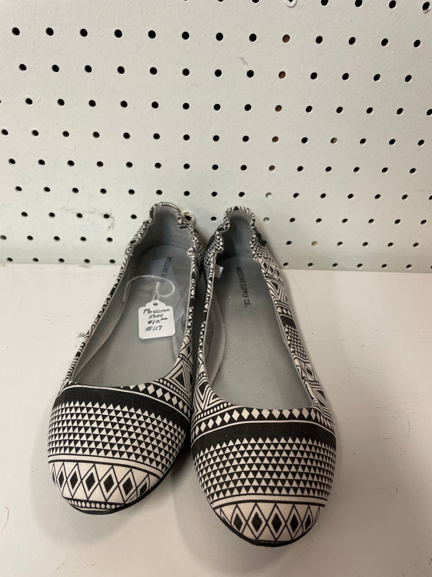 Mossimo Supply Co Women's Black & White Fabric Ballet Shoes Flats Size 10