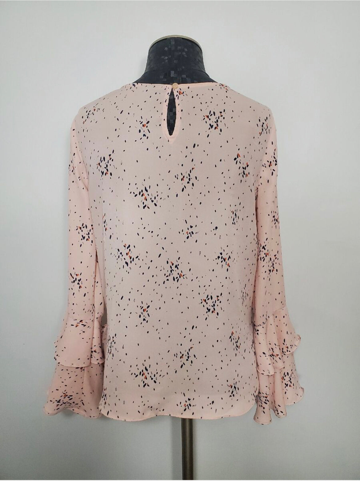 a.n.a Size Small Pale Pink Abstract Print Long Bell Sleeve Top with Ruffles~Women’s Size Large 12/14~ Great Condition