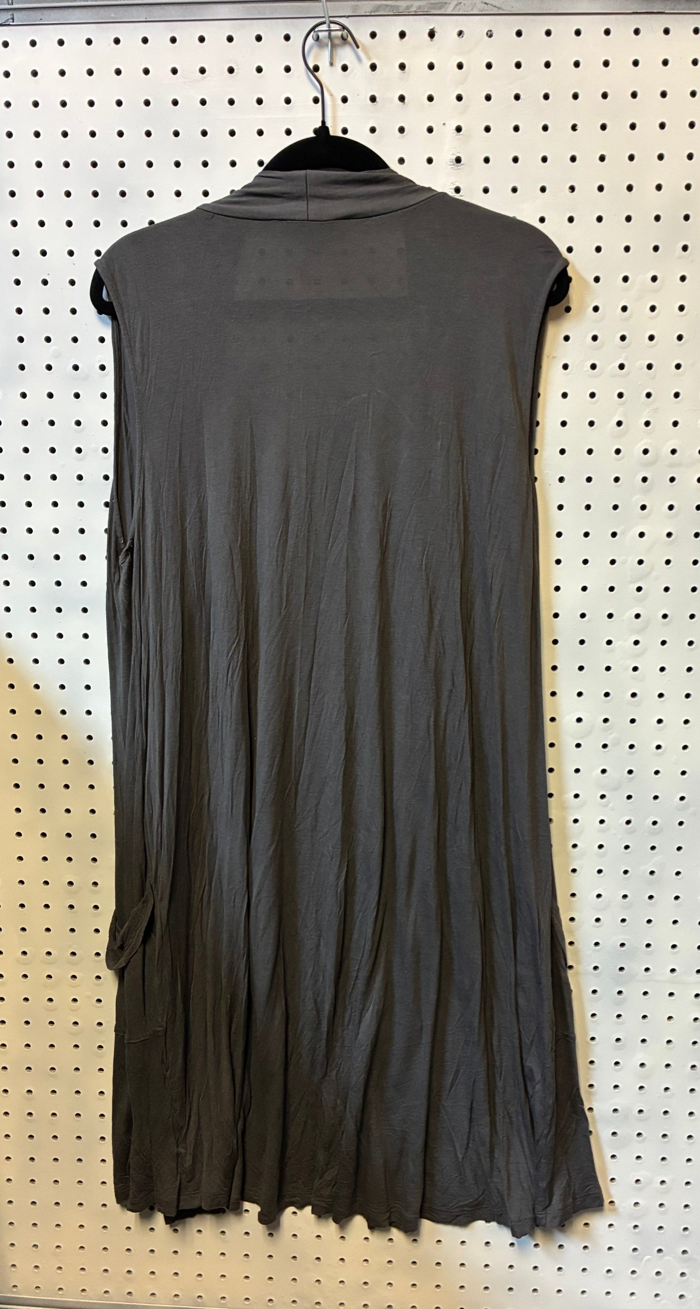 Zenana Signature Sleeveless size 1X feminine light cardigan