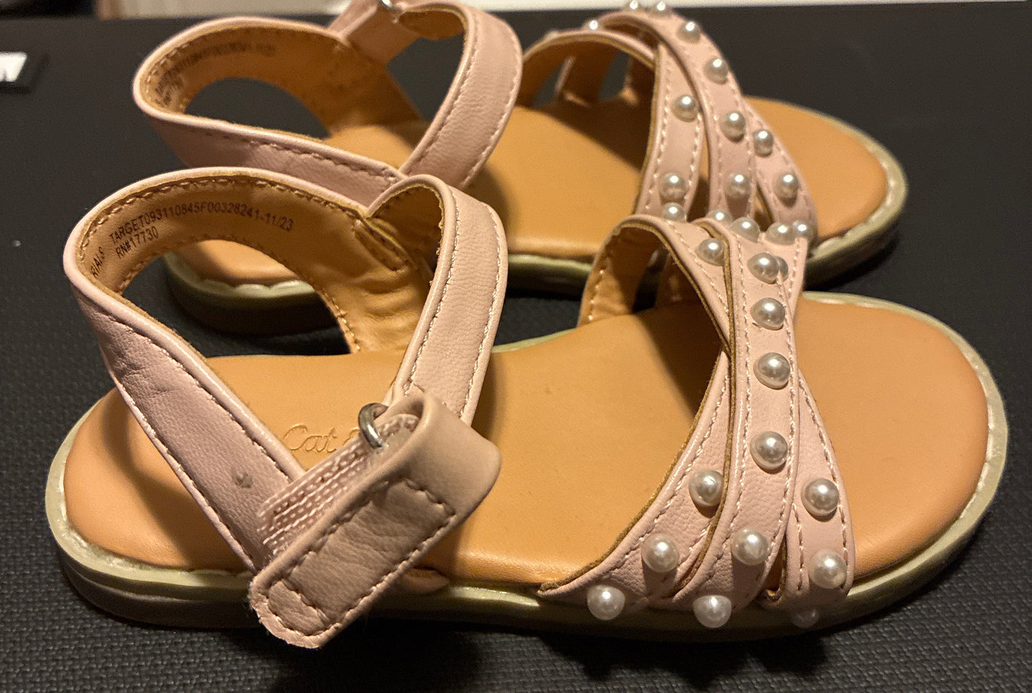 Cat & Jack Toddler Jen Pearl Strap Sandals in a blush or light pink color Size 6