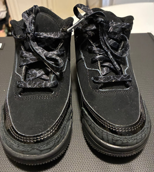 AIR JORDAN 3 RETRO BLACK CAT
INFANT/TODDLER LIFESTYLE SHOES- Size 7c