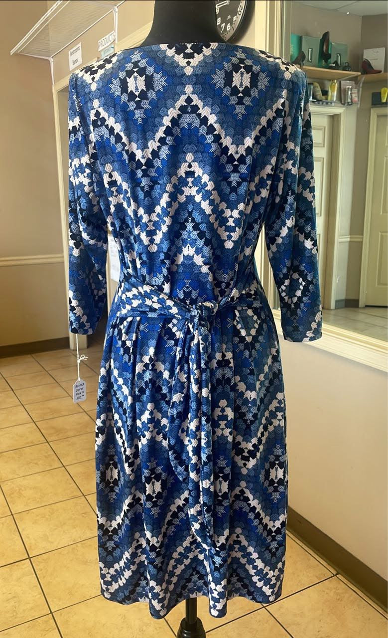 SANDRA DARREN} Sz 10 Chevron Dress Tie Waist Diamonds Wrap Bodice Waist Band