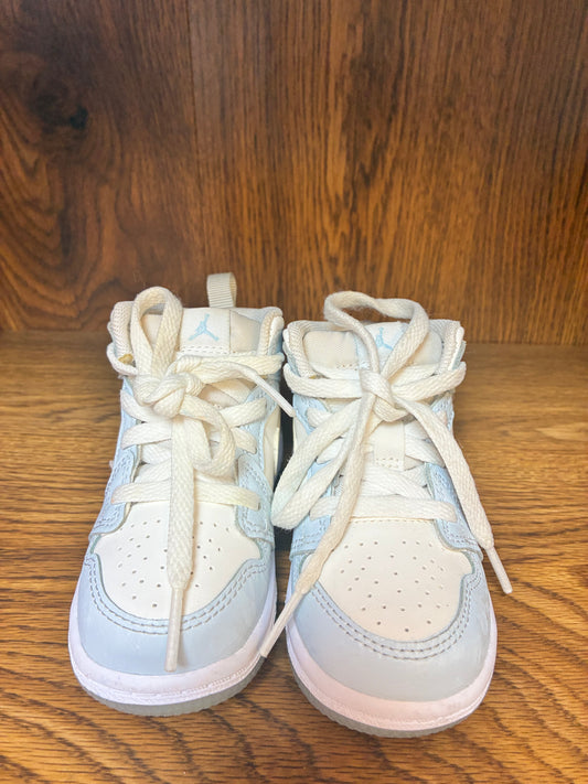 Nike Air Jordan Toddler Girls Size 6C – Glitter Swoosh Sneakers