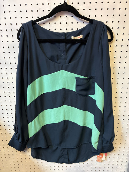 GB Blue/Mint Chevron Split Sleeve Top Size Large