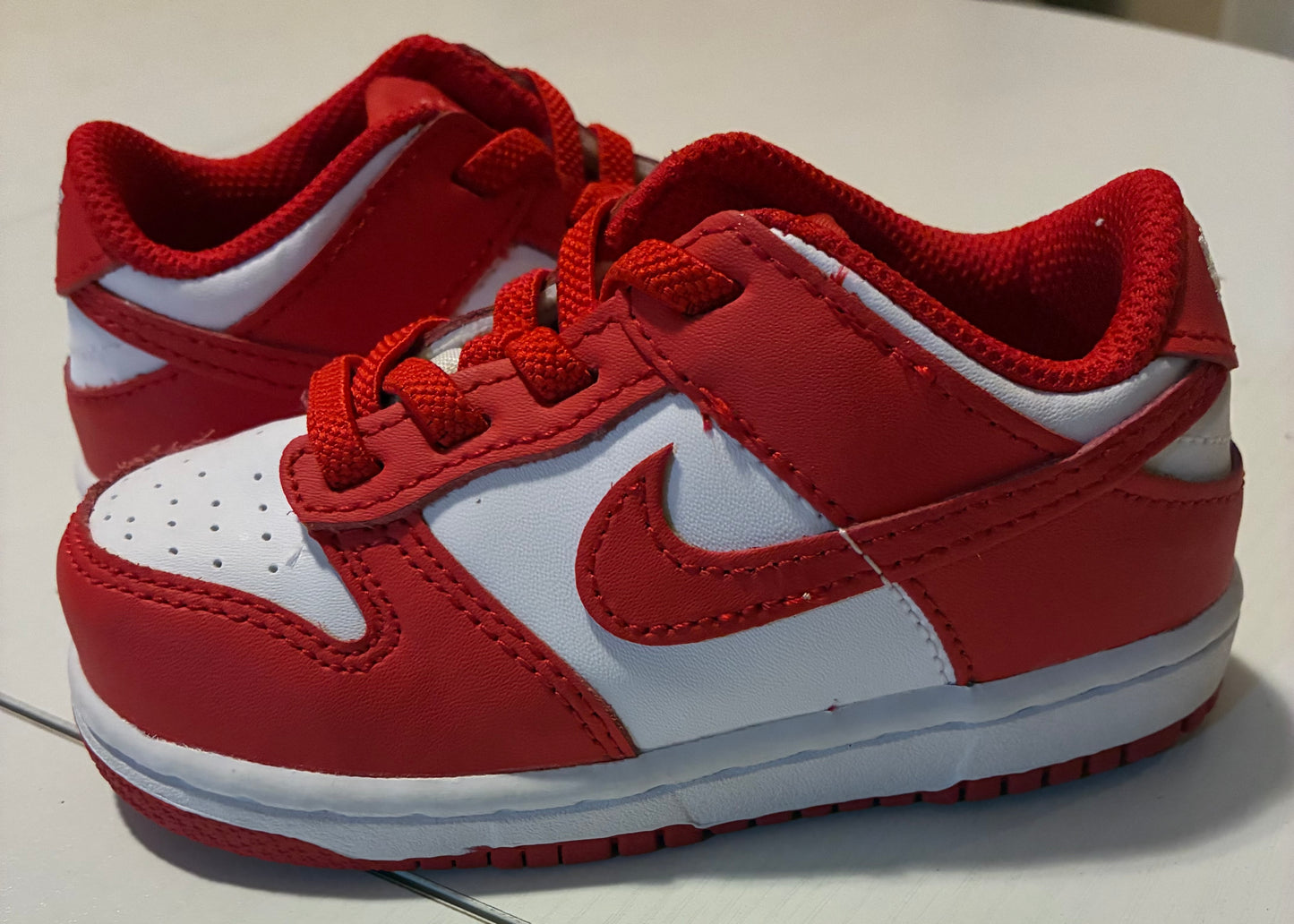 Nike Dunk Low-Little Kids' Shoes Size: 7.5 Toddler
Condition: Excellent / Like New