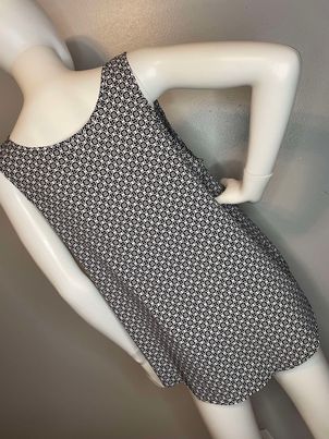 Failed Glory Black and White Tank Top ~Women’s Large