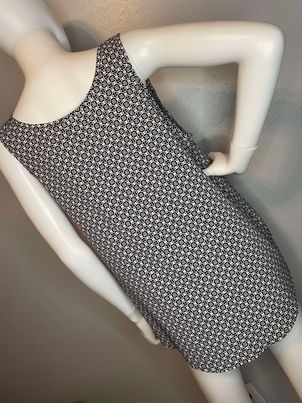 Failed Glory Black and White Tank Top ~Women’s Large