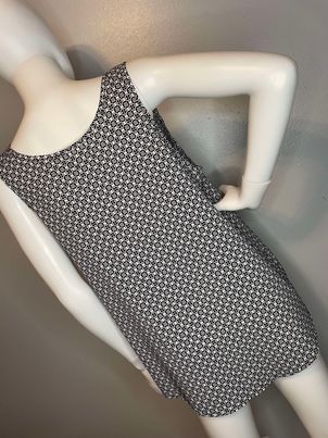Failed Glory Black and White Tank Top ~Women’s Large