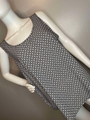 Failed Glory Black and White Tank Top ~Women’s Large