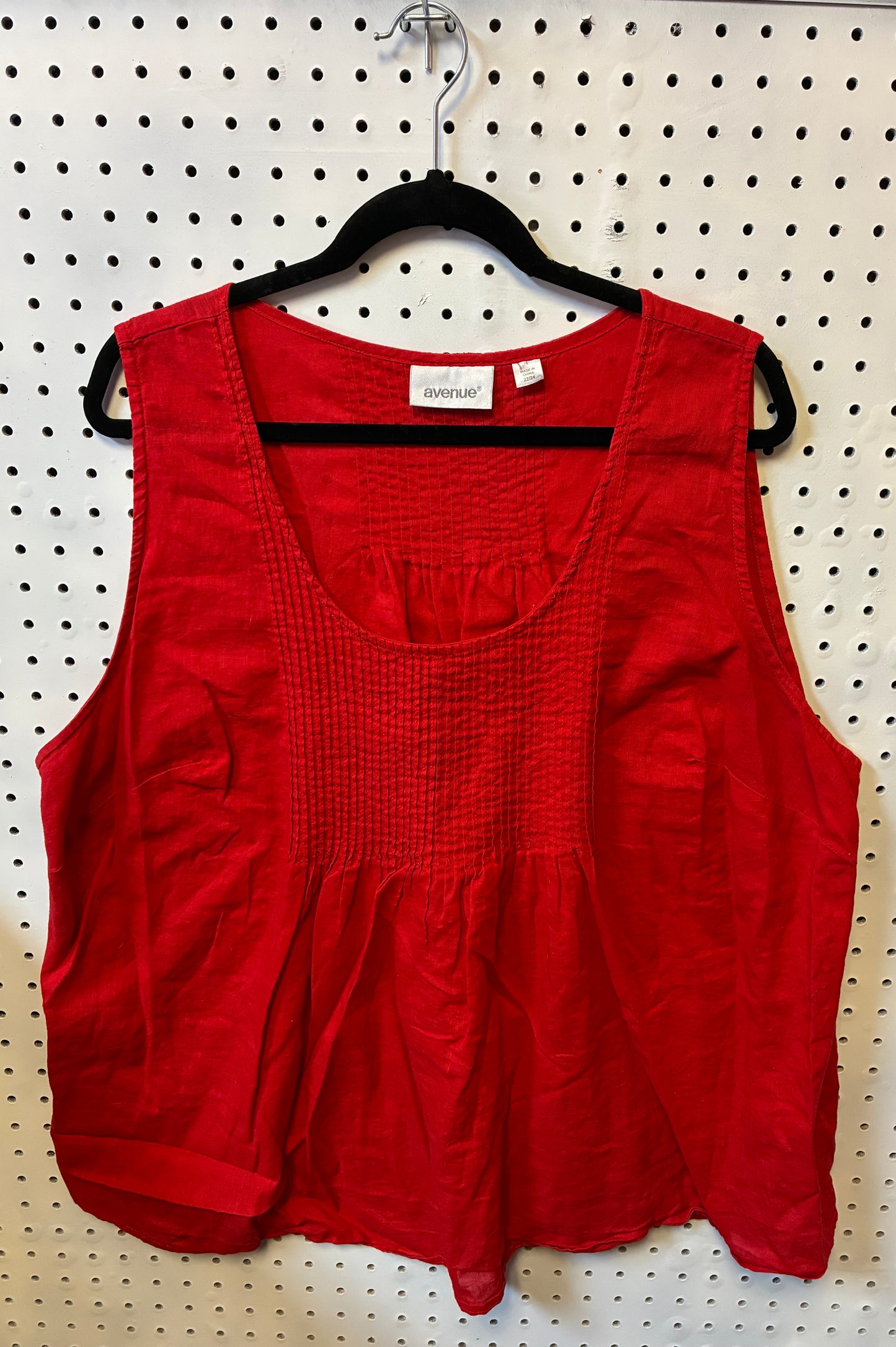 Avenue Plus Red Top/Blouse Size 22/24