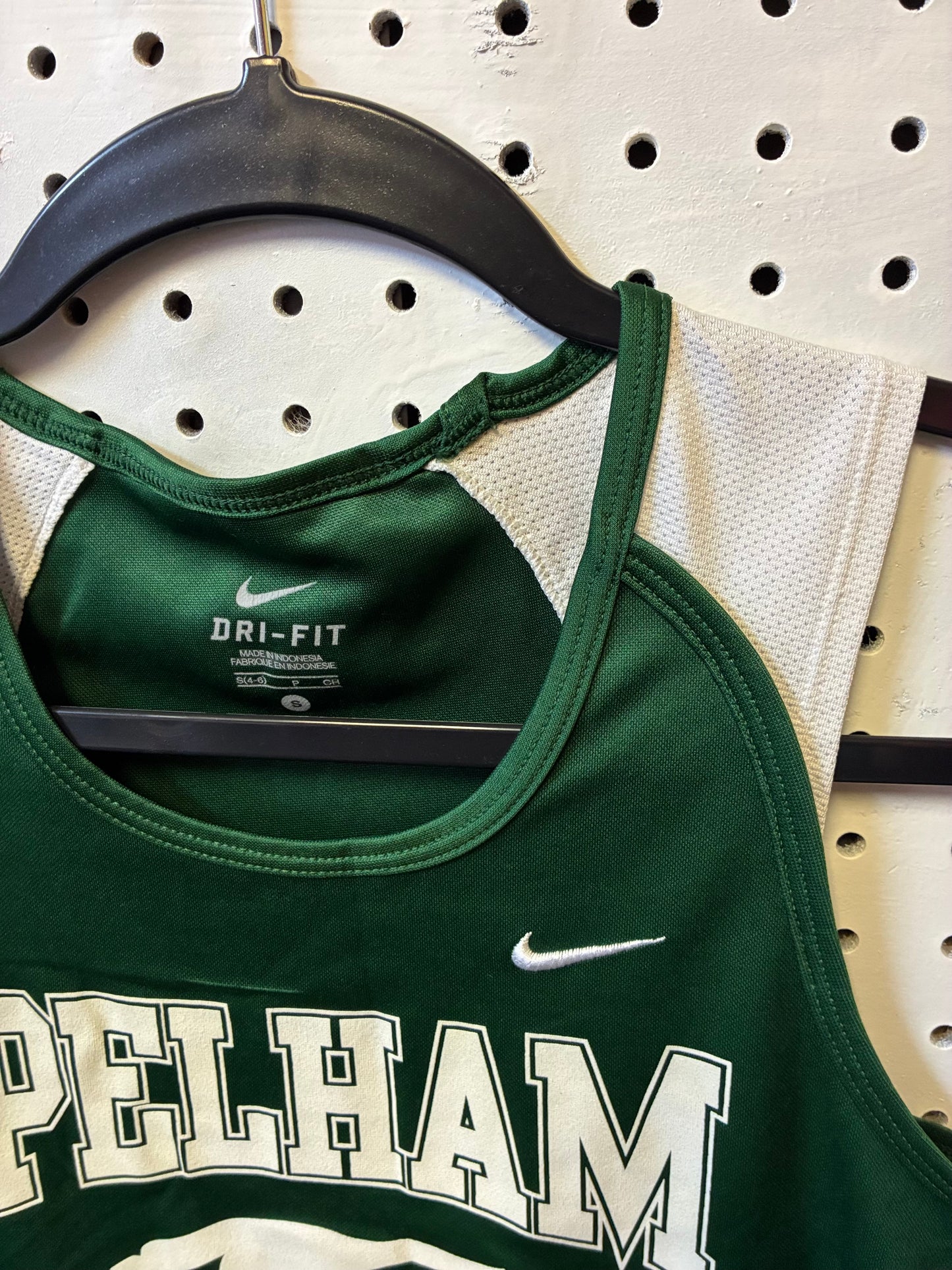Green and White Nike Dri-FIT athletic tank top featuring a "PELHAM" graphic and a cougar mascot logo Size Small