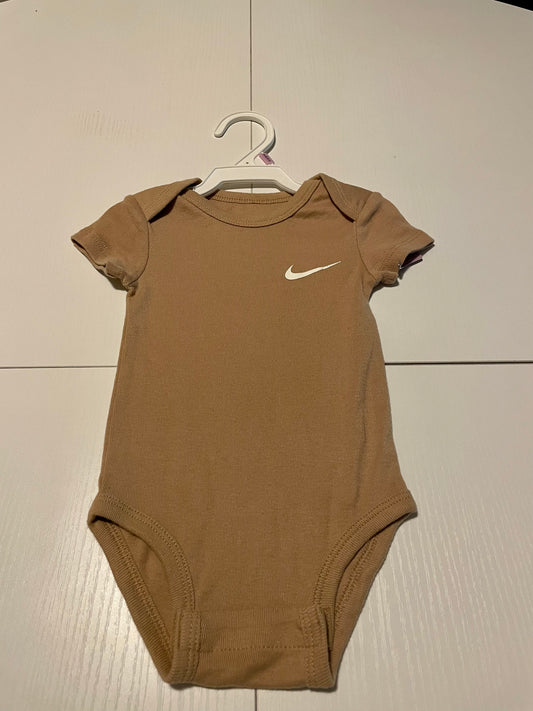 Nike Essential Onsie