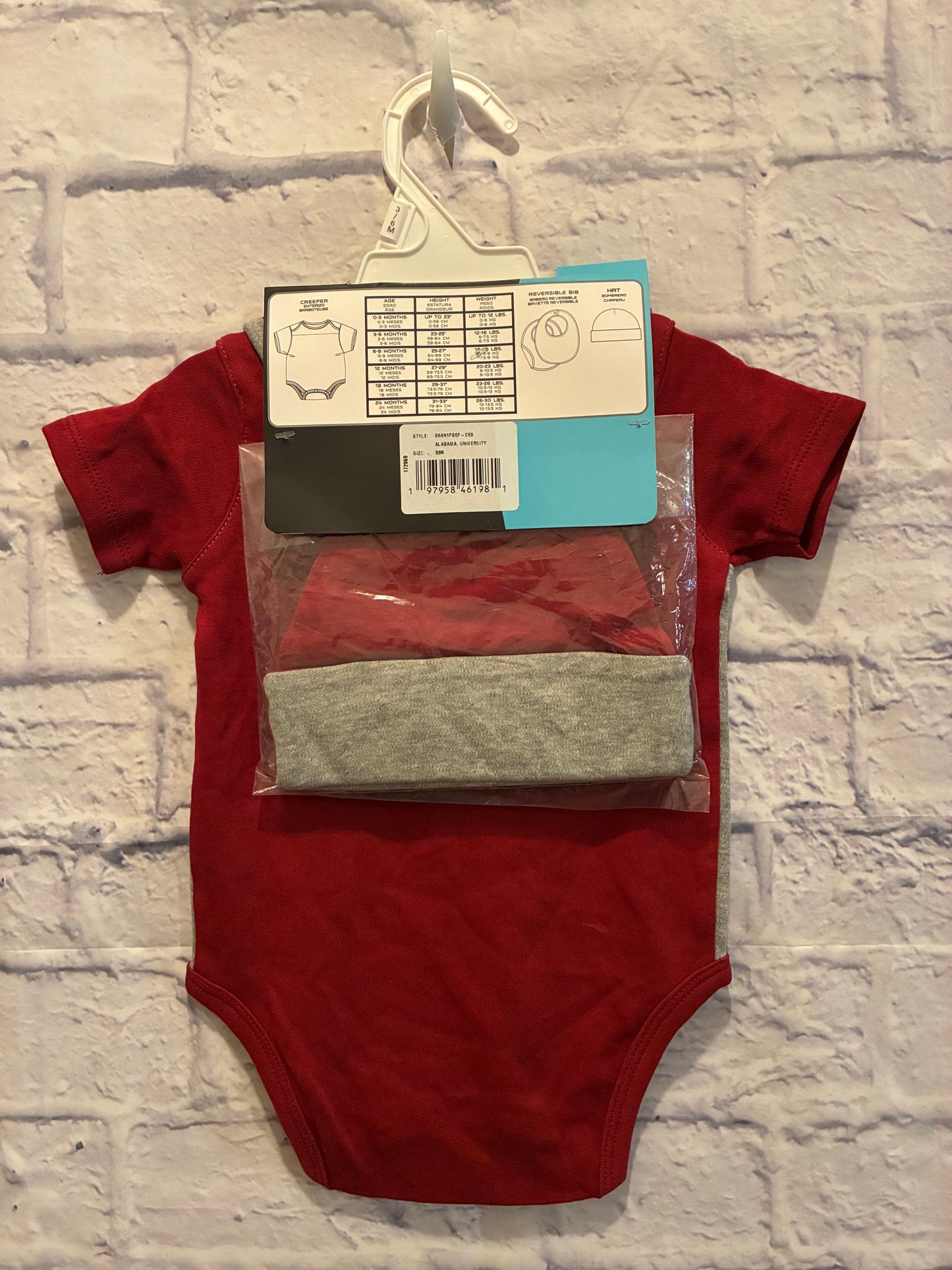 Gen2 Alabama 3-Piece Creeper, Bib & Hat Set – Size 3–6 Months (NWT) 🐘❤️