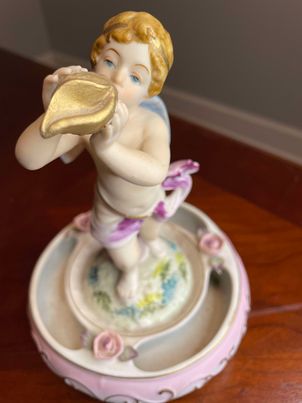 Vintage Porcelain Bisque Pucci Figurine Flower Ring Centerpiece